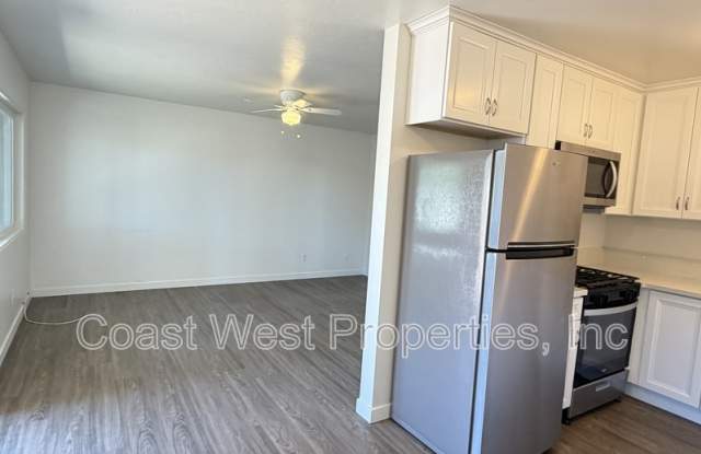 1616 1/2 Reed Avenue photos photos
