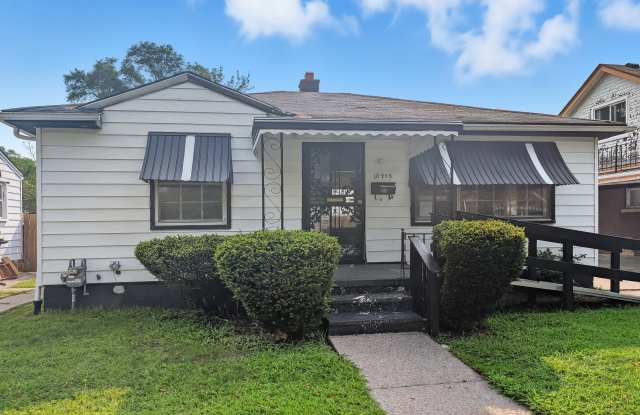 18908 Mackay Street photos photos