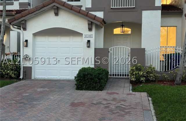 6316 SW 165th Pl Gallery 1