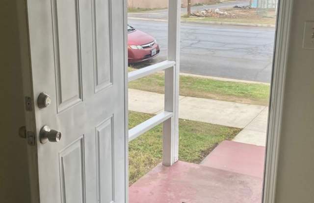 NEW RECUDED PRICE!!! Welcome to the heart of Bakersfield, where this charming duplex is ready to become your new home! - 1410 Robinson Street, Bakersfield, CA 93305