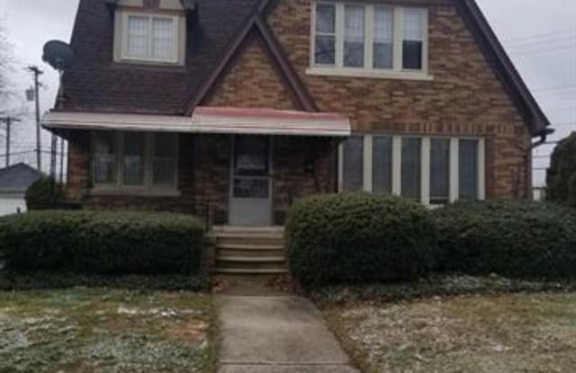 949 RIVARD Boulevard - 949 Rivard Boulevard, Grosse Pointe, MI 48230