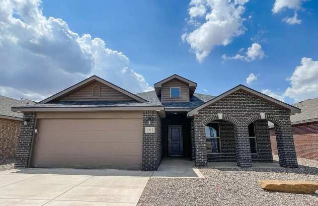 NOW PRE LEASING WITH SUMMER MOVE IN SPECIAL! photos photos