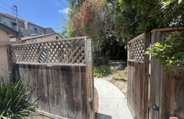 2019 Cypress Ave photos photos