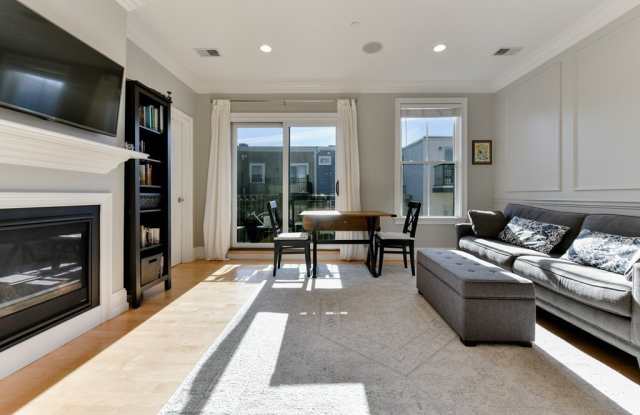 37 P St 5 - 37 P Street, Boston, MA 02127