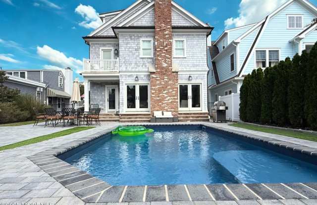 608 Chicago Boulevard photos photos