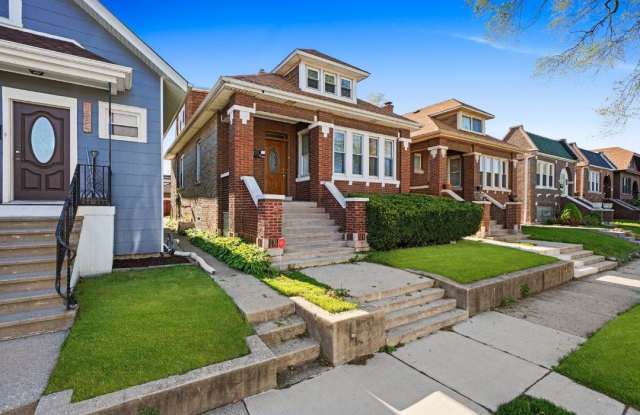 1532 Lombard Avenue Gallery 3