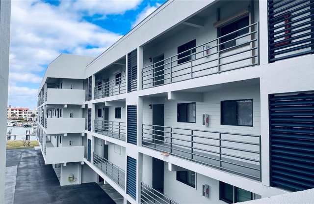 363 PINELLAS BAYWAY S Gallery 2