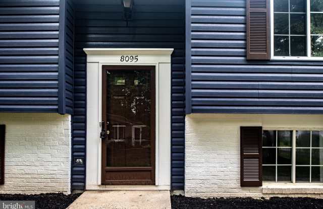 8095 WINDING WAY COURT Gallery 3