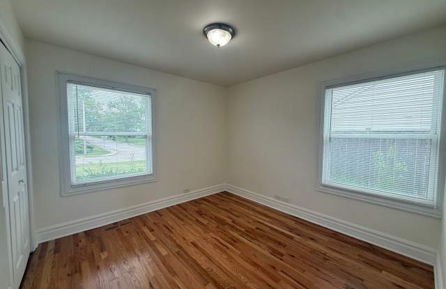 Well Maintained 3Bed/1Bath Single Family Updated! Gallery 3