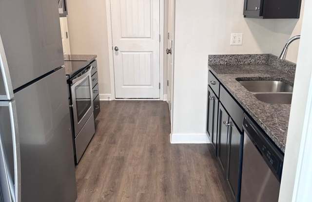 3 Bed | 2.5 Bath | 1 Car Garage Townhome in Grain Valley w/ Special Gallery 4