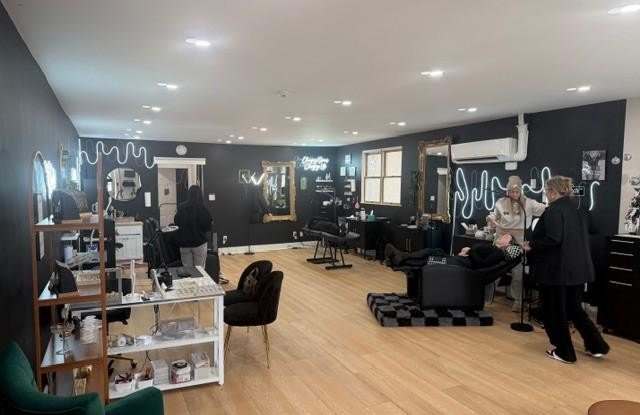 1812 BROWNSVILLE photos photos