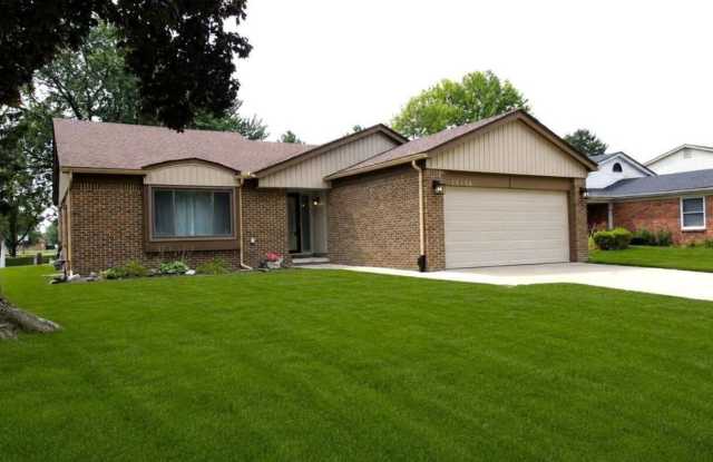 15158 Congress Drive Gallery 2