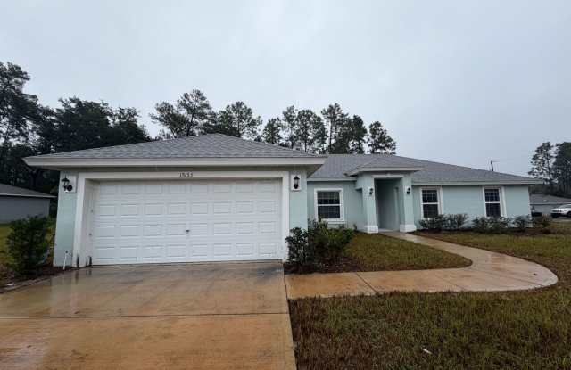 Beautiful 4-Bedroom Home on a Corner Lot – Convenient Location! Marion Oaks. Gallery 4