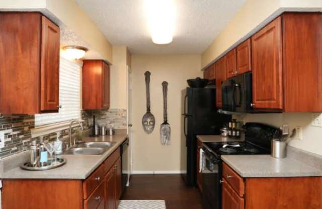 1564 Lawnmont Dr Gallery 1