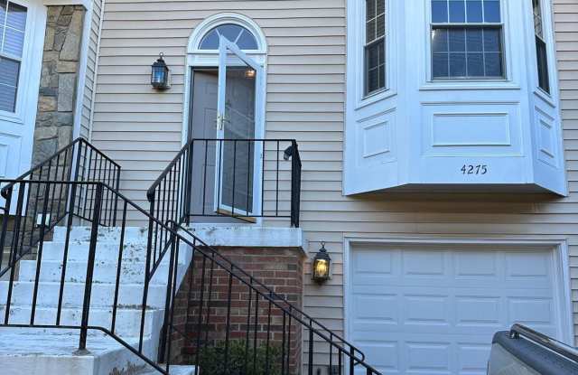 4275 SLEEPY LAKE DRIVE Gallery 3