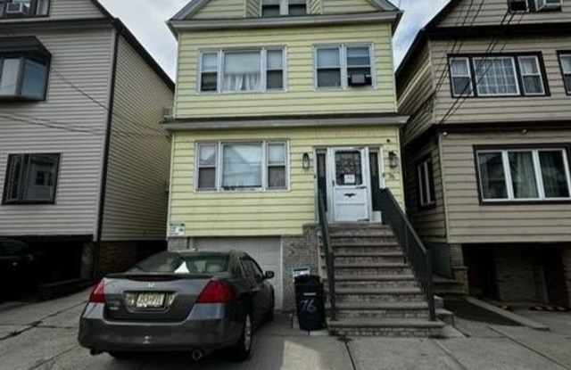 76 WEST 45TH ST - 76 West 45th Street, Bayonne, NJ 07002