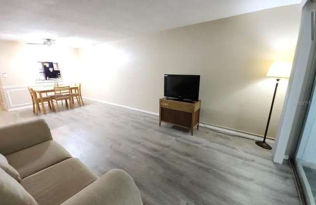 4240 SHELDON Place Gallery 4