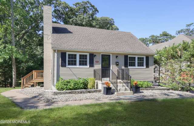 38 Swimming River Road Gallery 2