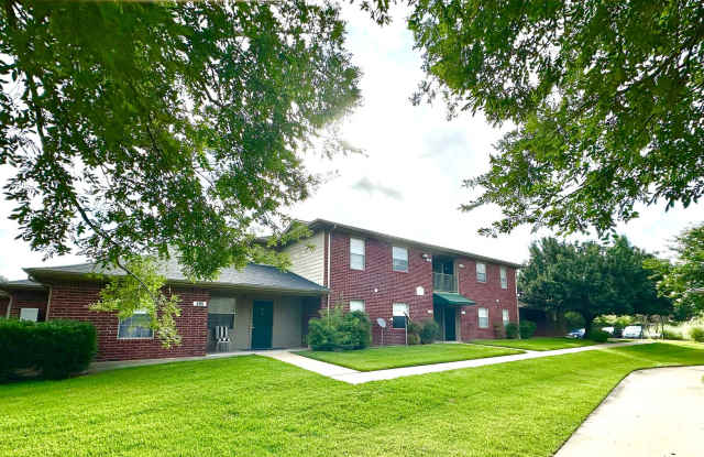 College Station - 1/1 New unit in The Haven Complex - 2526 Dartmouth Street, College Station, TX 77840