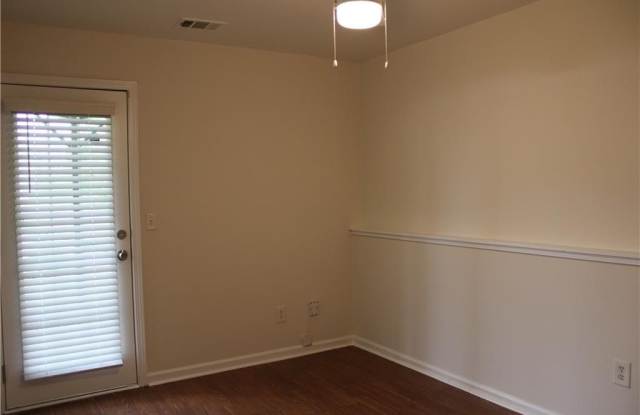 2059 Liberty Court NW photos photos