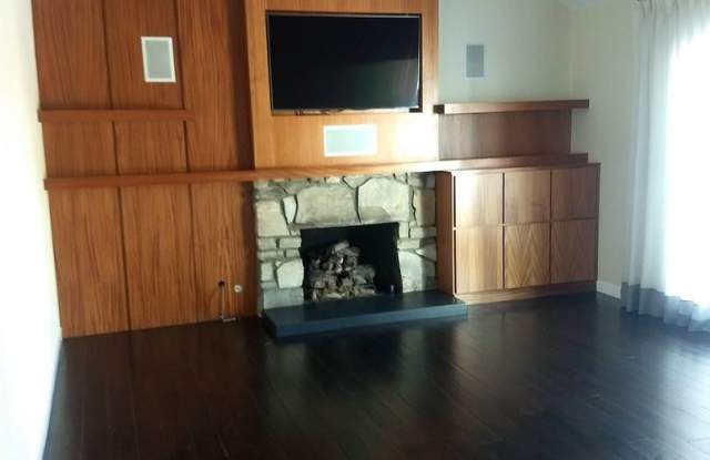 5801 Middlecoff Drive Gallery 3
