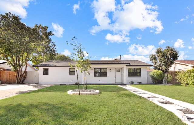 1612 Harley Dr photos photos