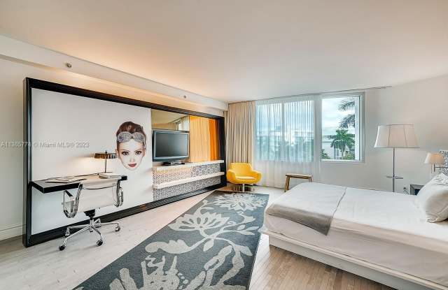 1100 West Ave photos photos