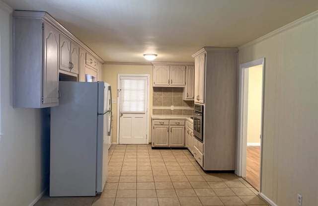 954 Laurelmont Dr Gallery 3