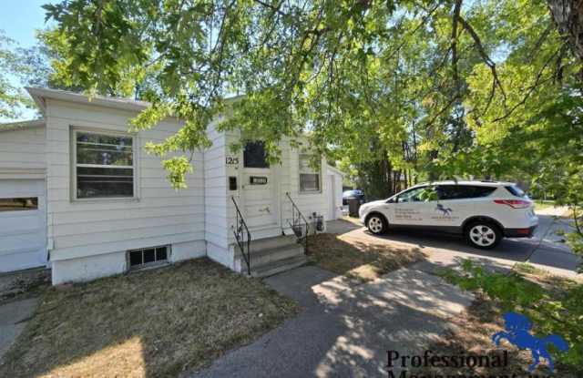 1215 8th Street West photos photos
