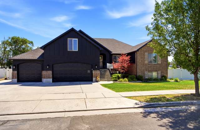 Executive 6-Bedroom Home for Lease in Plain City! photos photos Executive 6-Bedroom Home for Lease in Plain City! photos photos