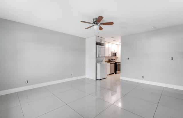 220 Perry Avenue Unit B Gallery 2