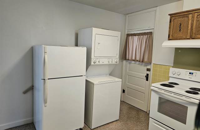 522 W Granite Gallery 4
