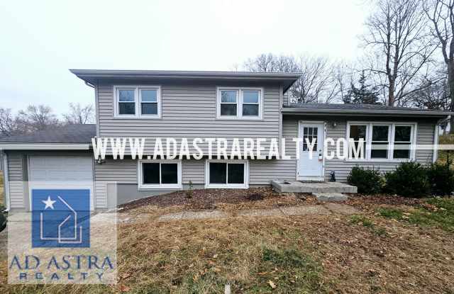 Open 3 Bed 2 Bath Home KCMO!!-Available in JUNE!! photos photos