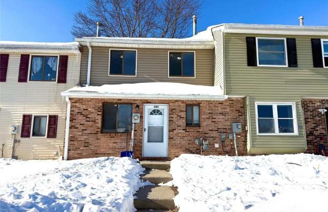 205 Everett Place photos photos