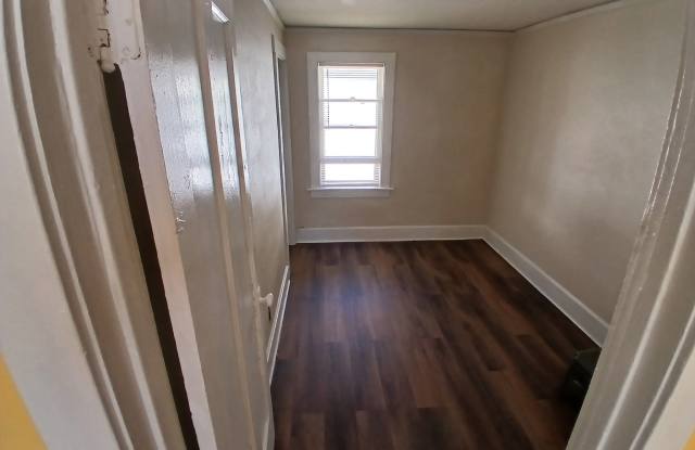 1724 South 88th Street - 3 Gallery 2