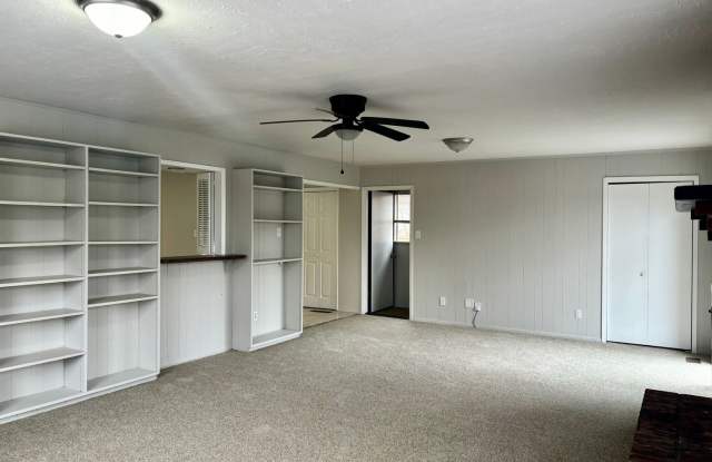 Spacious 4 Bedroom 2.5 Bath Gallery 4