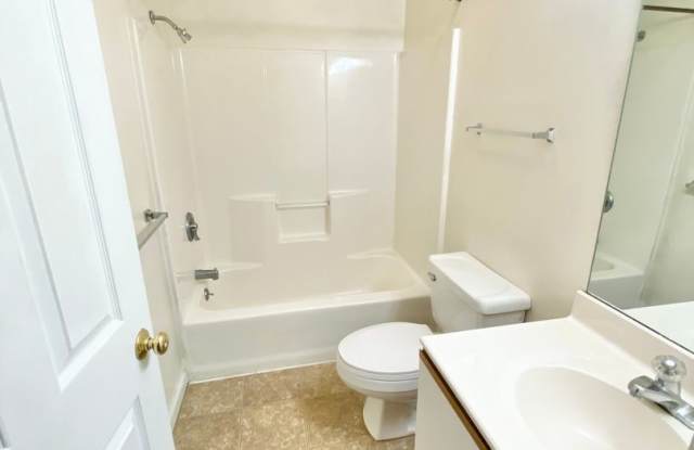 2 Bedroom River Watch Condominium photos photos
