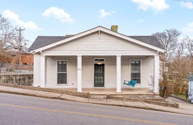 2 Bedroom 2 Bath Pet Friendly Home For Rent in Downtown! - 403 South 2nd Street, Clarksville, TN 37040