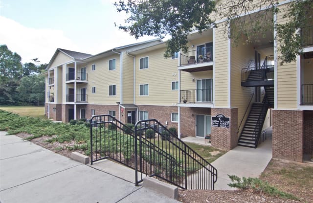 Lakecrest Apartments Gallery 4