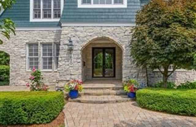 620 Lakeside Drive photos photos