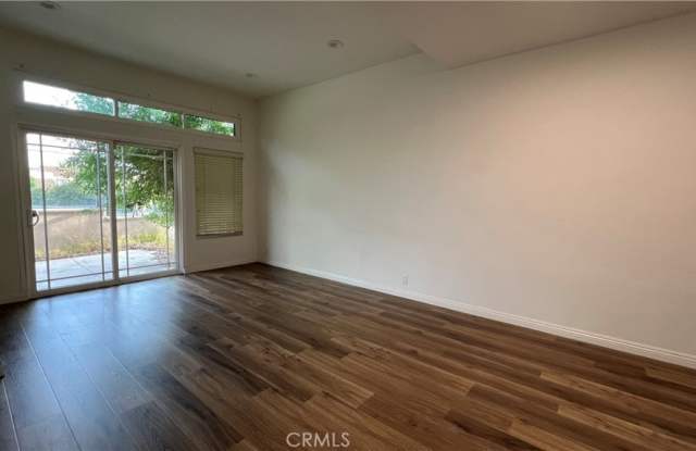 2948 Primrose Lane Gallery 2