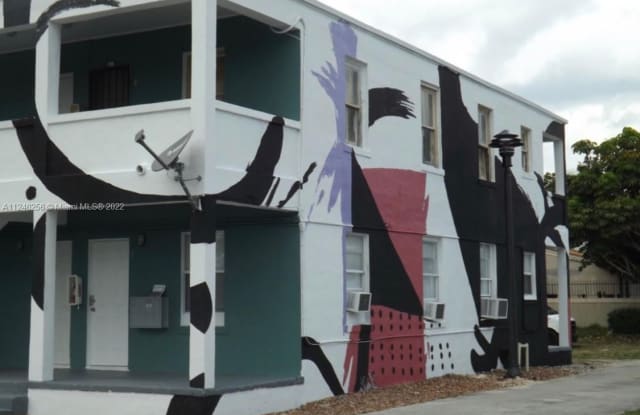 123 NW 18th St - 123 Northwest 18th Street, Miami, FL 33136