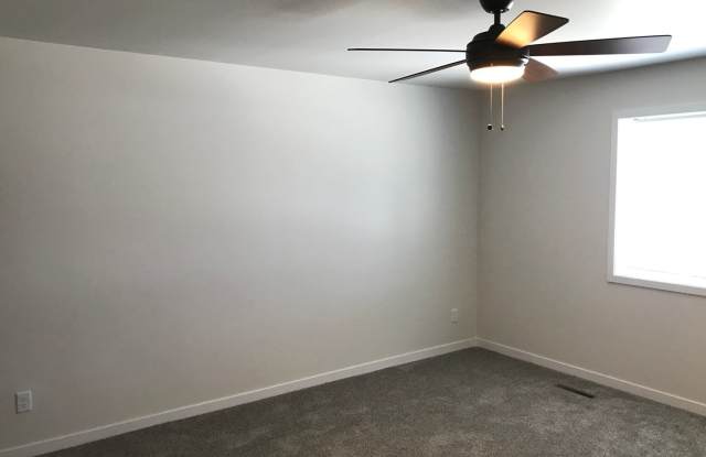 3 Bed 3 Bath Twin Home Gallery 3