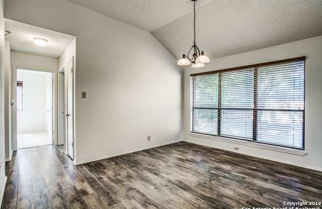 10930 LAKE PATH DR Gallery 4