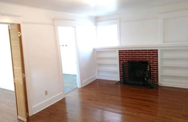 3120 41st St. Gallery 3