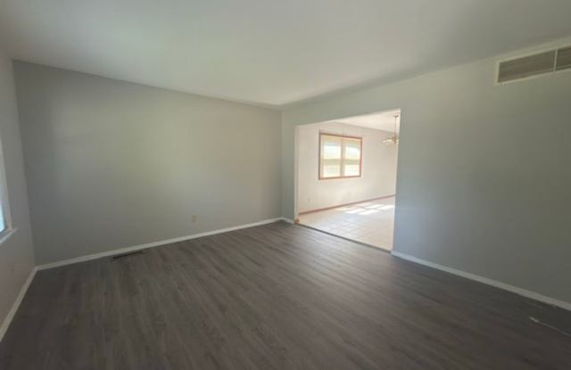 Updated 4-Bedroom Home Near Meadowbrook Park with Attached 2-Car Garage Gallery 4