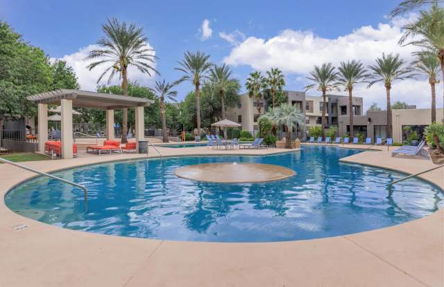 Riverwalk Luxury Apartments Gallery 3
