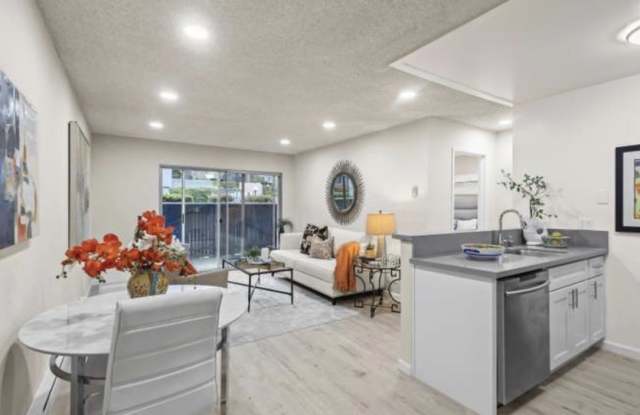 121 Piccadilly Pl Apt A photos photos