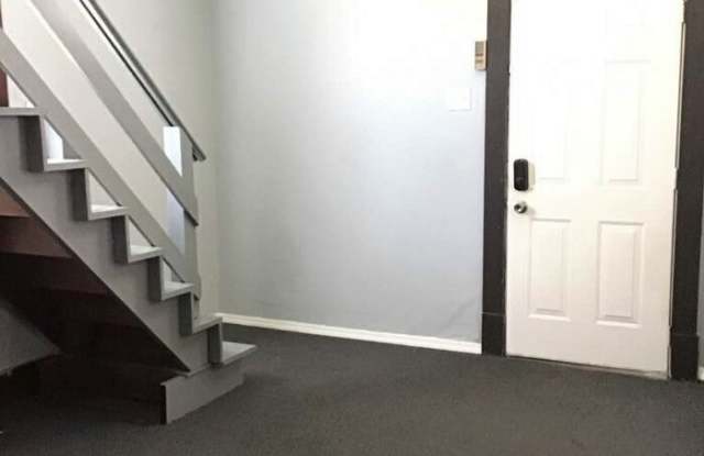343 Midridge Drive Gallery 2