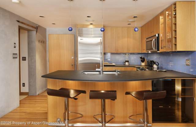 415 Vine Street photos photos